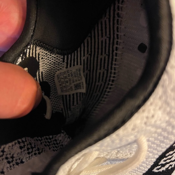 Yeezy 350 boost v2 - Picture 7 of 10